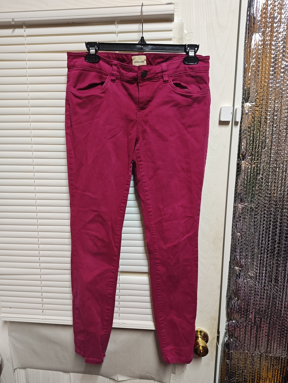 G.H. Bass & Co. Fuchsia Skinny Pants